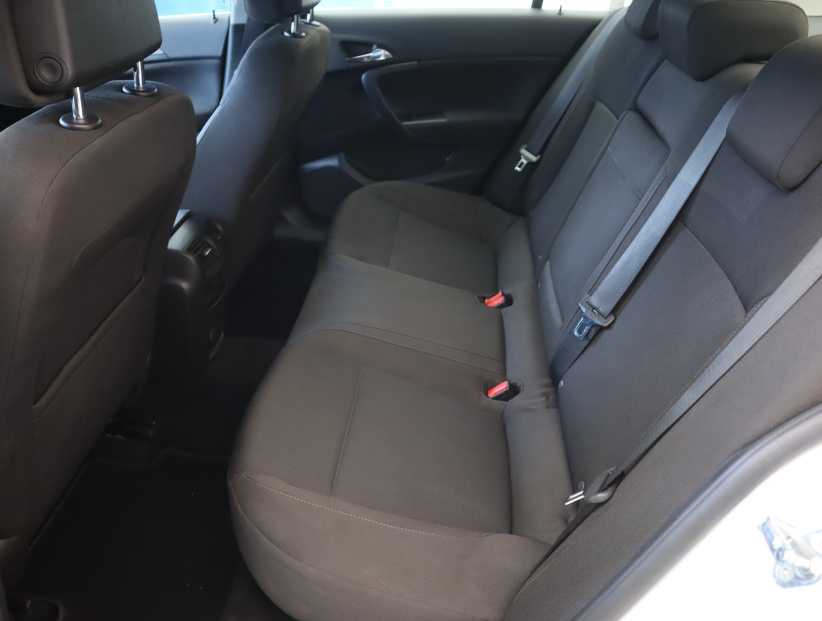Opel Insignia, 2010