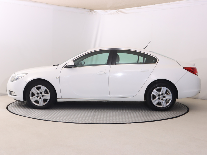 Opel Insignia, 2010