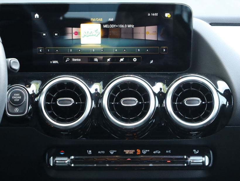 Mercedes-Benz GLA, 2022