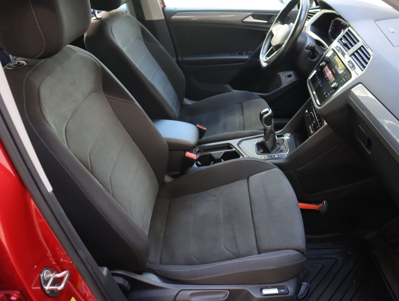 Volkswagen Tiguan, 2021