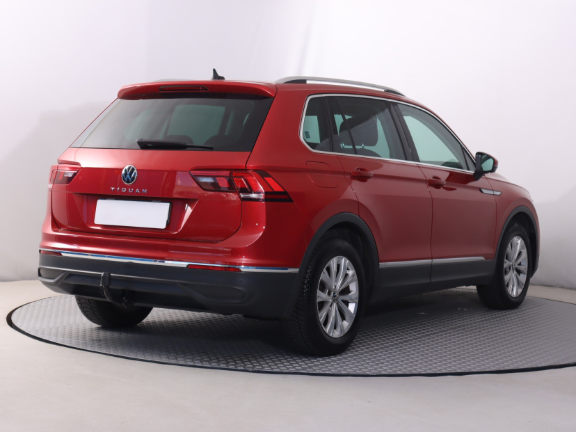 Volkswagen Tiguan, 2021