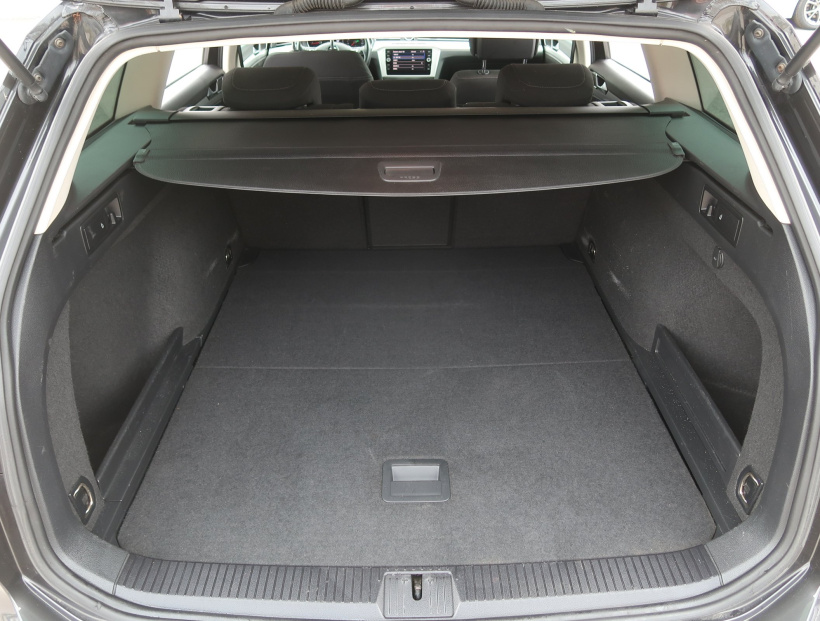 Volkswagen Passat, 2017