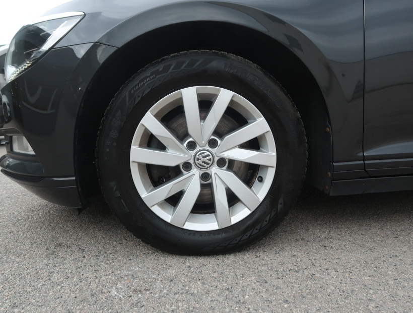 Volkswagen Passat, 2017