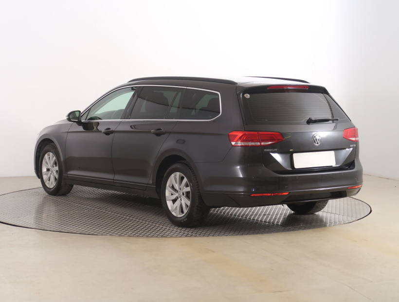 Volkswagen Passat, 2017