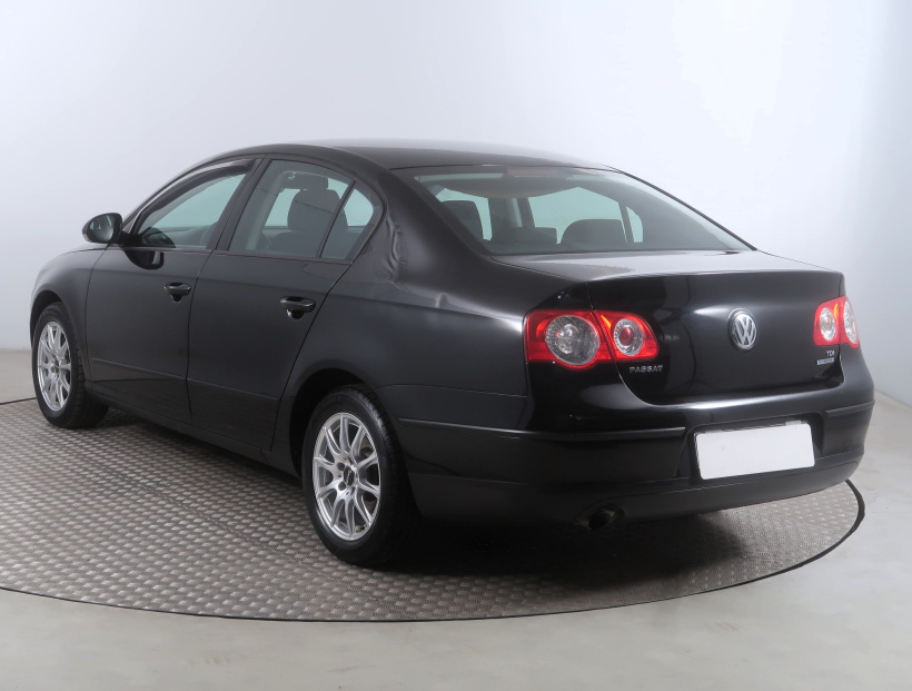 Volkswagen Passat, 2009