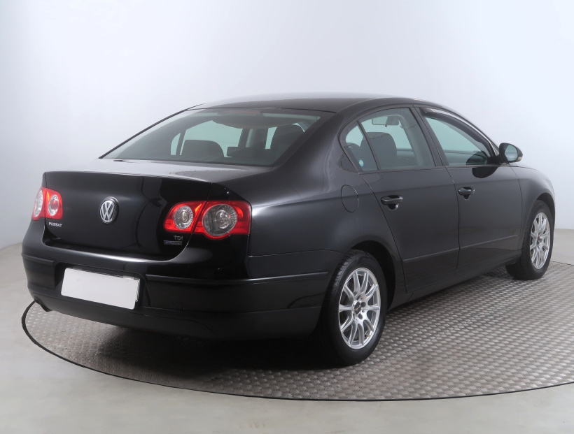 Volkswagen Passat, 2009