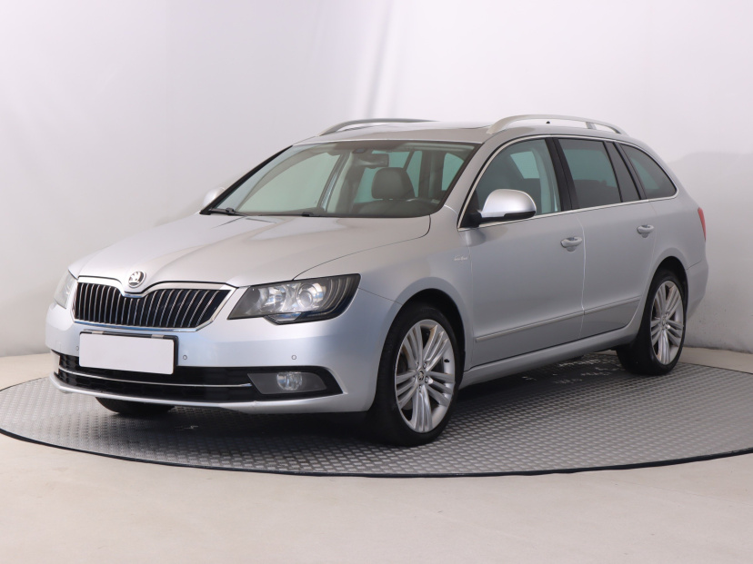 Škoda Superb, 2013