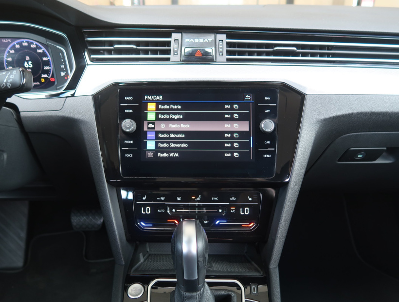 Volkswagen Passat, 2021