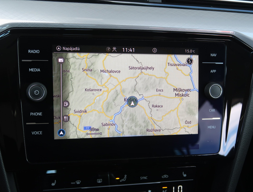 Volkswagen Passat, 2021