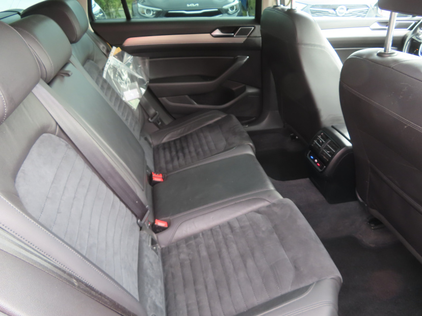 Volkswagen Passat, 2015