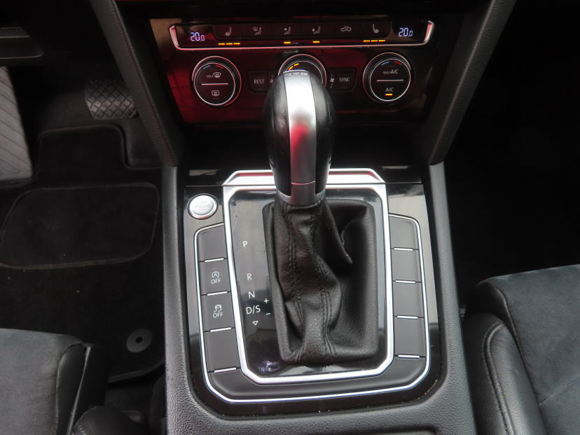 Volkswagen Passat, 2015