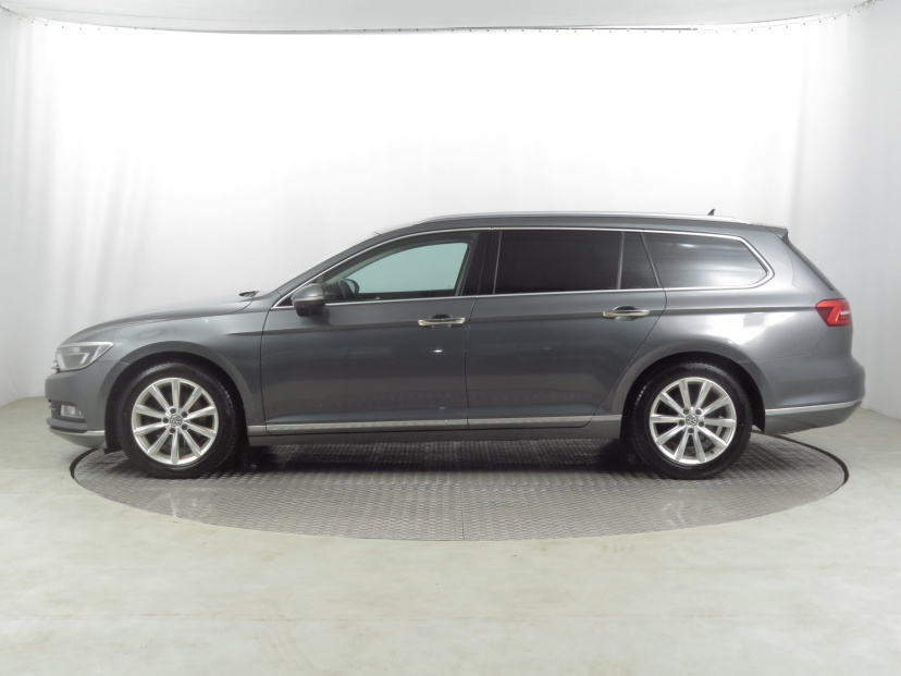 Volkswagen Passat, 2015