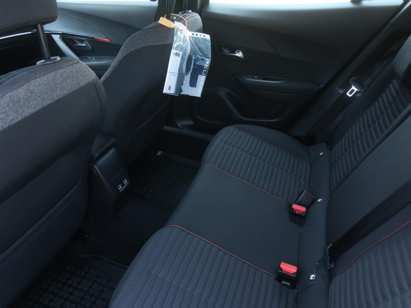 Peugeot 2008, 2022