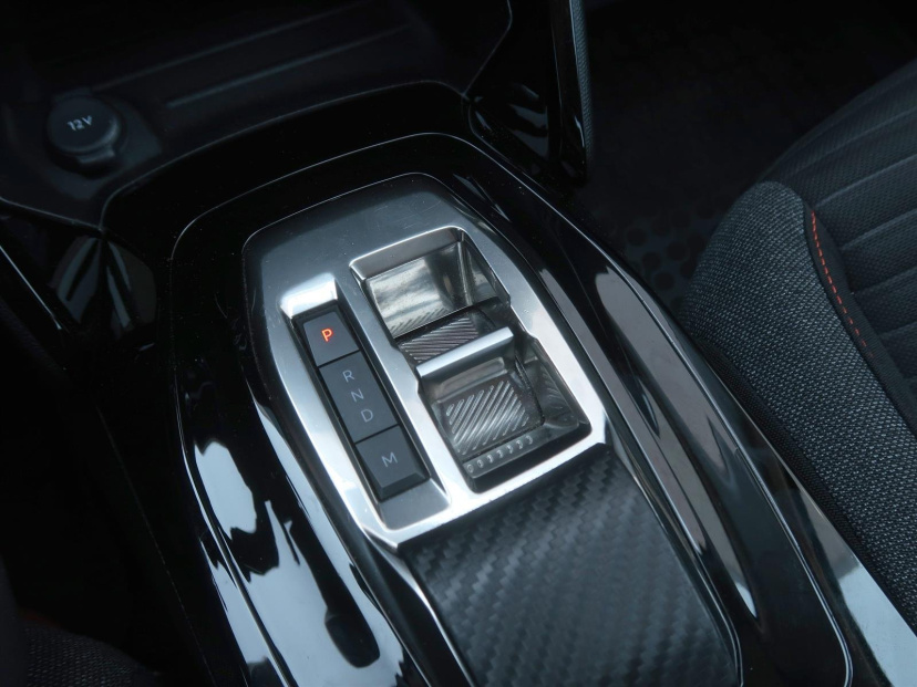 Peugeot 2008, 2022