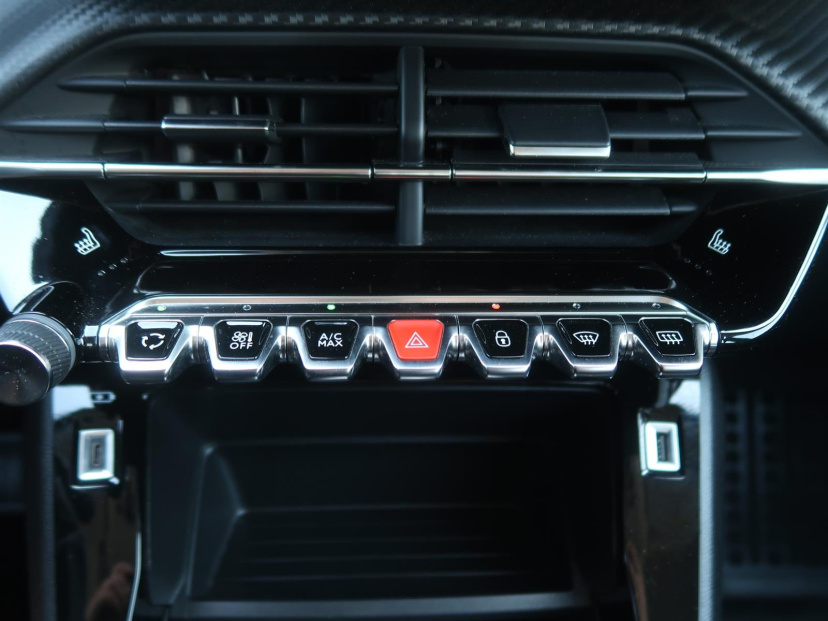 Peugeot 2008, 2022