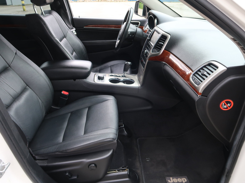 Jeep Grand Cherokee, 2012