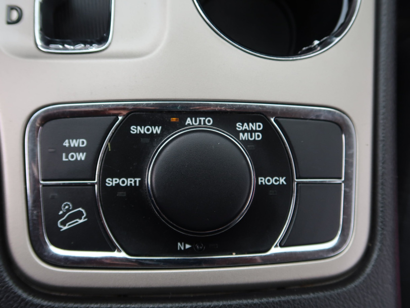Jeep Grand Cherokee, 2012