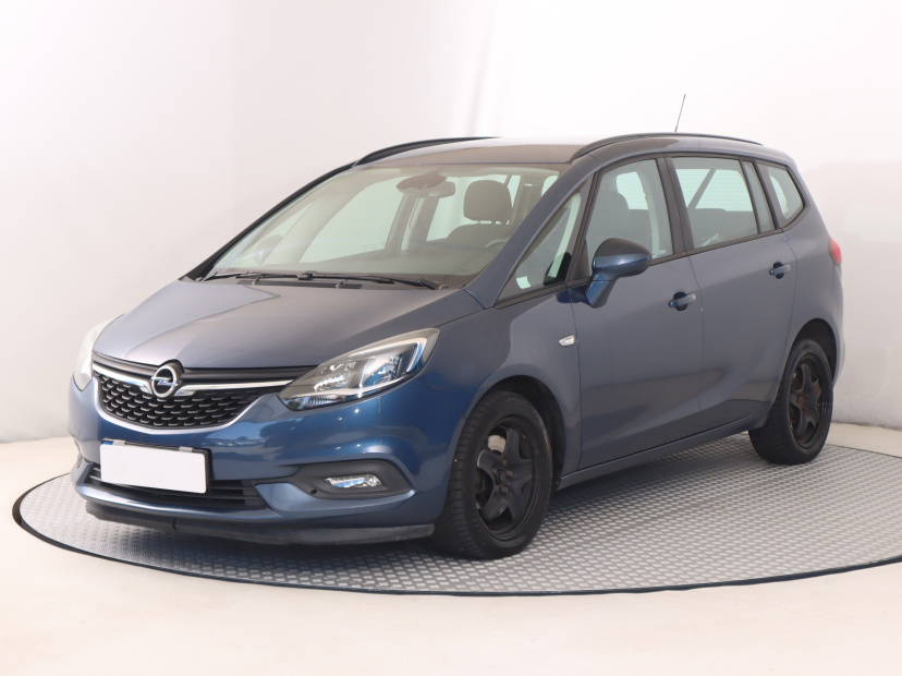 Opel Zafira Tourer, 2017