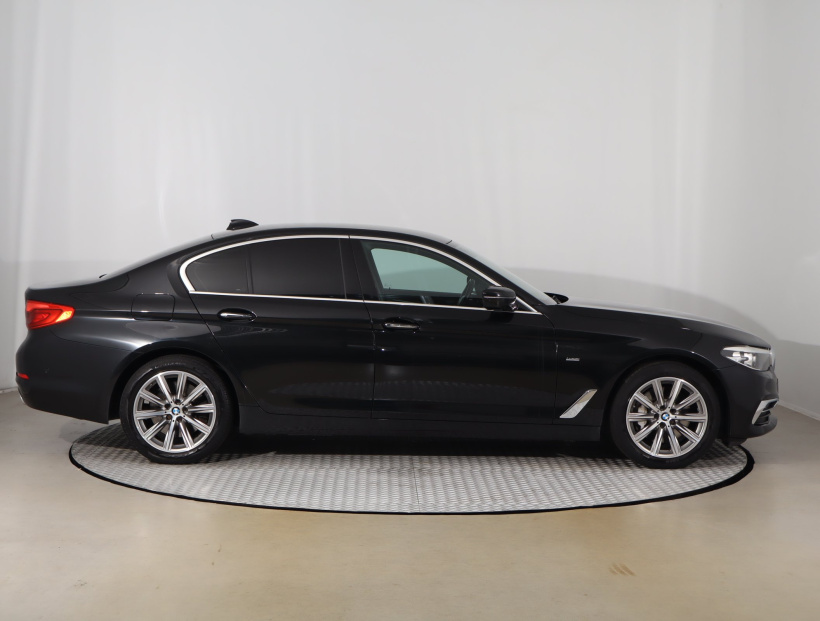 BMW 5, 2017