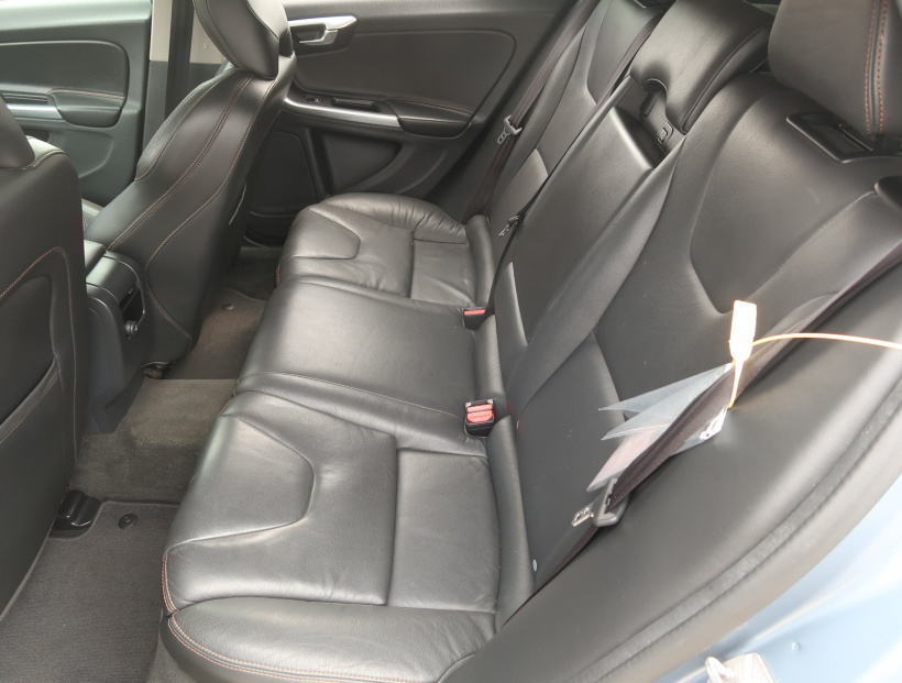 Volvo V60 Cross Country, 2017