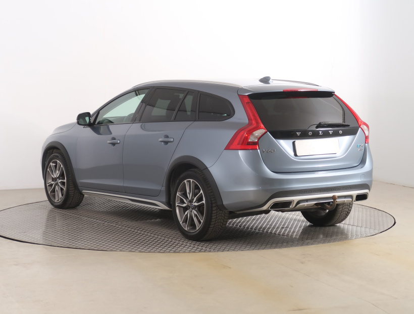 Volvo V60 Cross Country, 2017