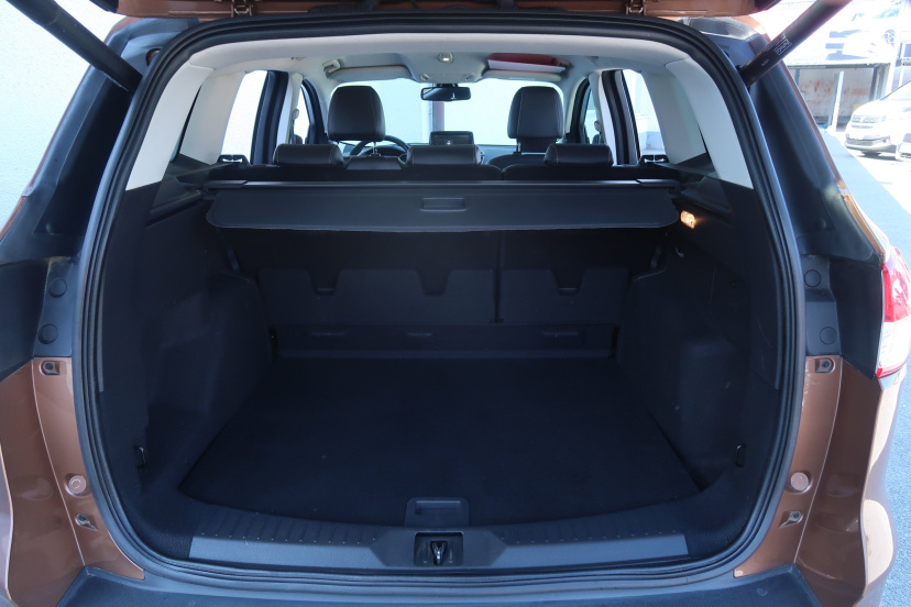 Ford Kuga, 2015