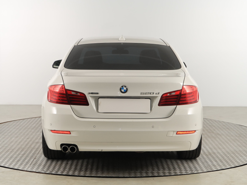 BMW 5, 2013