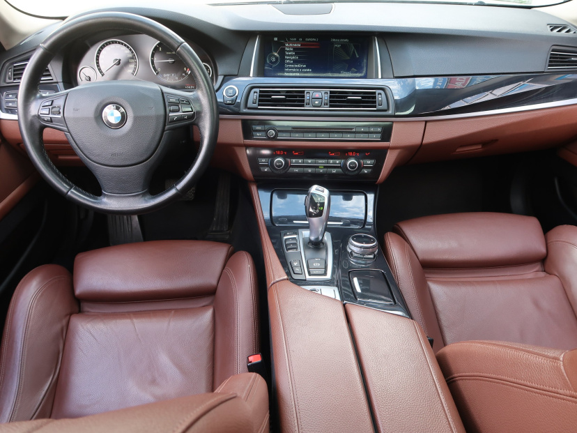 BMW 5, 2013