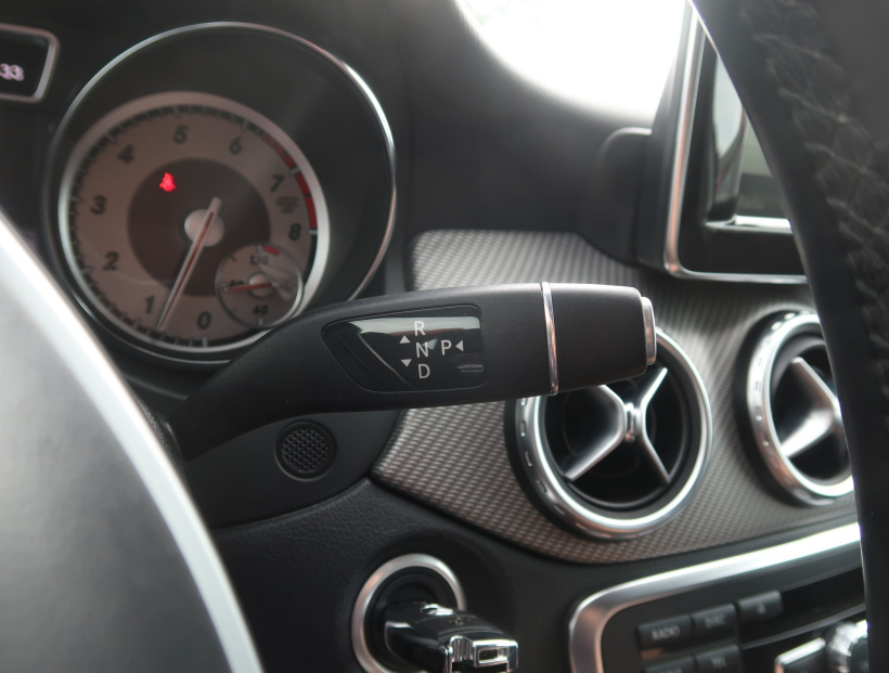 Mercedes-Benz GLA, 2015