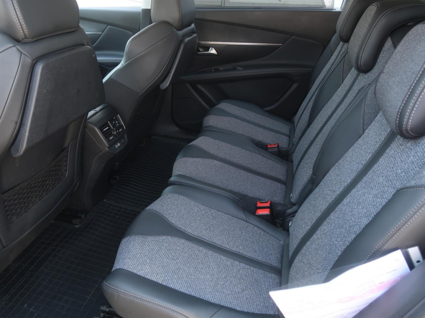 Peugeot 5008, 2020