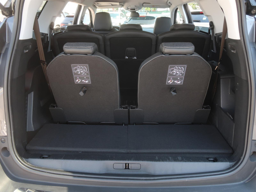 Peugeot 5008, 2020