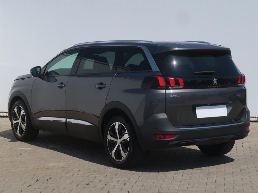 Peugeot 5008, 2020