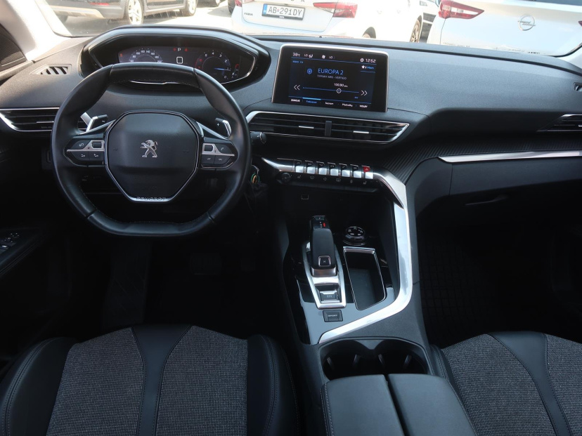 Peugeot 5008, 2020