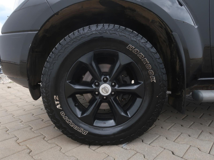 Nissan Navara, 2007