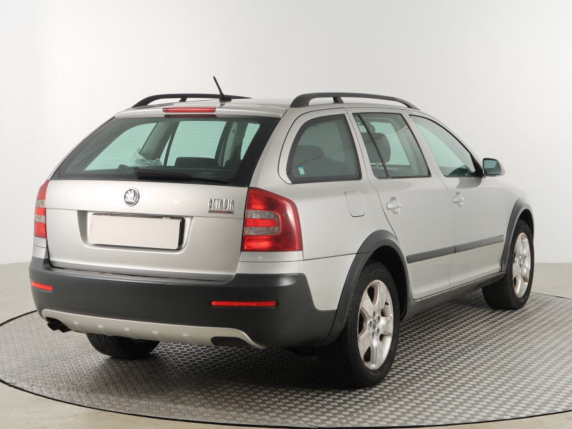 Škoda Octavia Scout, 2007