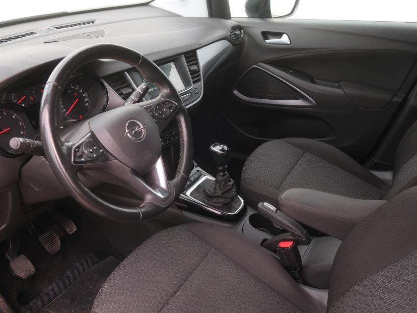 Opel Crossland, 2021