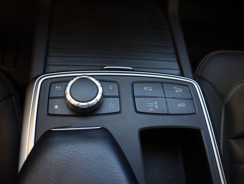 Mercedes-Benz ML, 2014