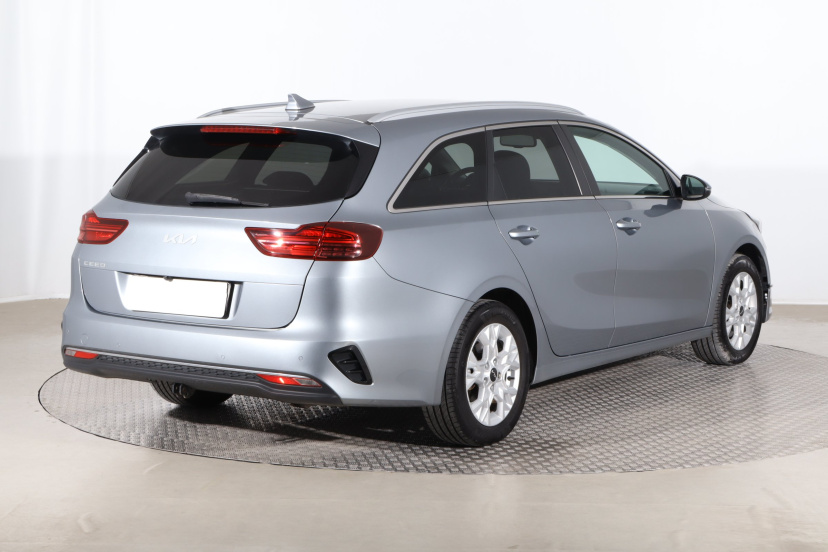 Kia Ceed, 2022