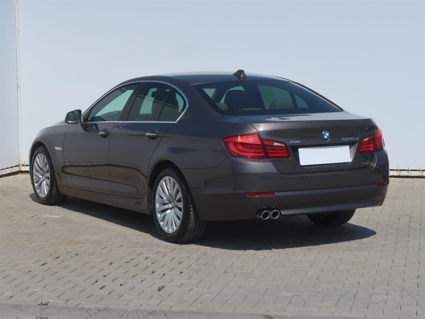 BMW 5, 2013