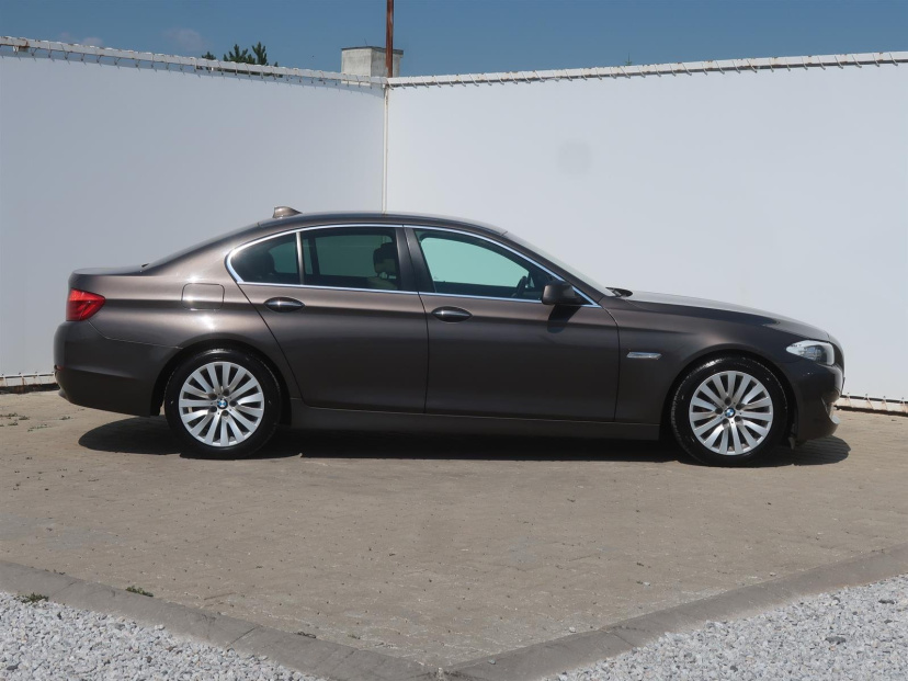 BMW 5, 2013