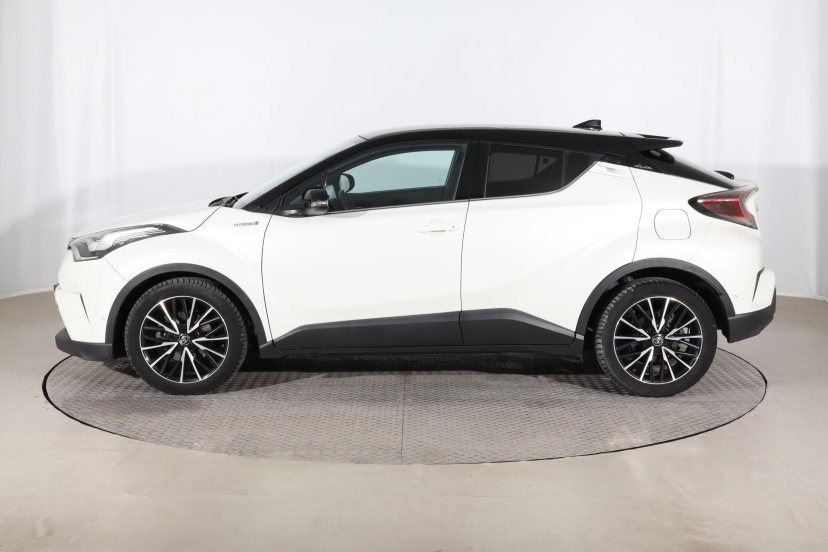 Toyota C-HR, 2018