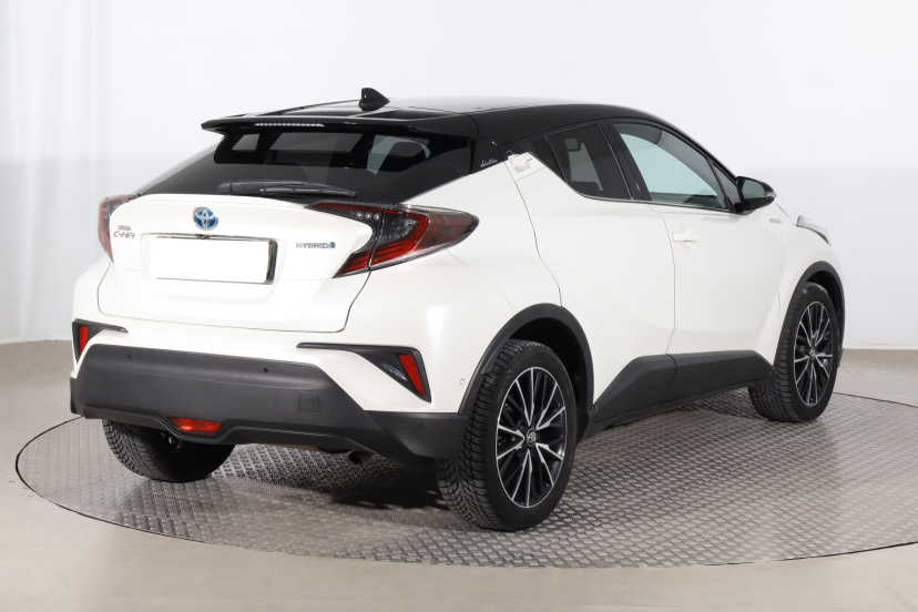 Toyota C-HR, 2018