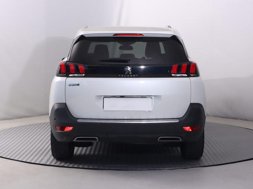 Peugeot 5008, 2018