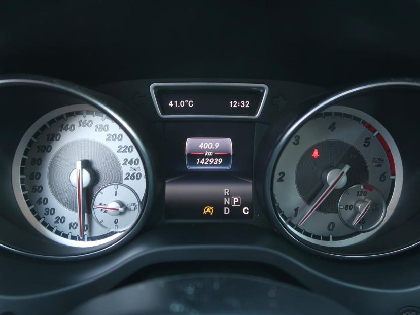 Mercedes-Benz CLA, 2016