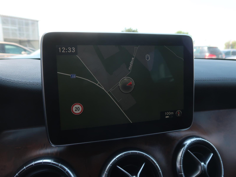 Mercedes-Benz CLA, 2016