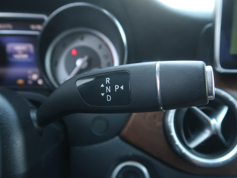 Mercedes-Benz CLA, 2016