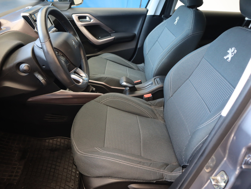 Peugeot 2008, 2016