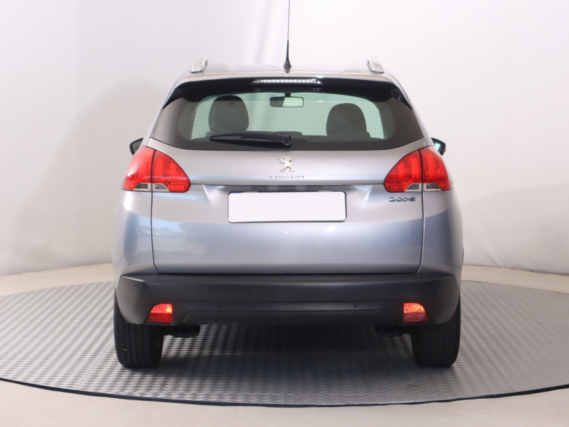 Peugeot 2008, 2016