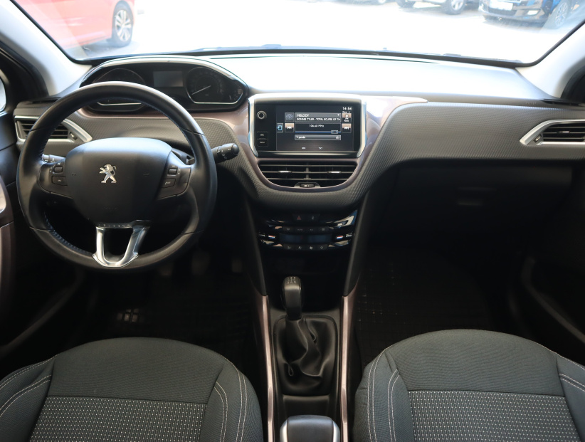 Peugeot 2008, 2016