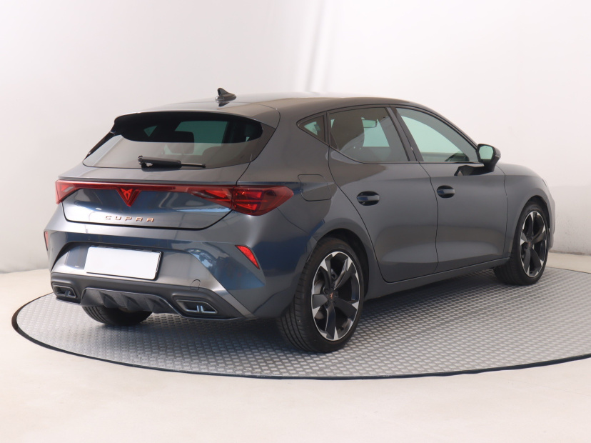 Cupra Leon, 2025